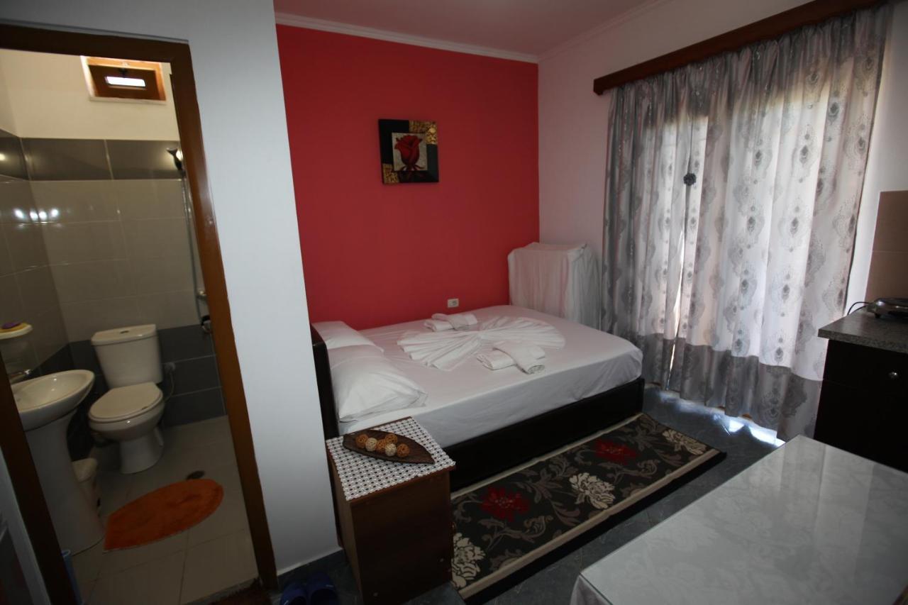Vila Paza Sarandë Exteriör bild