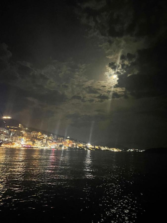 Vila Paza Sarandë Exteriör bild