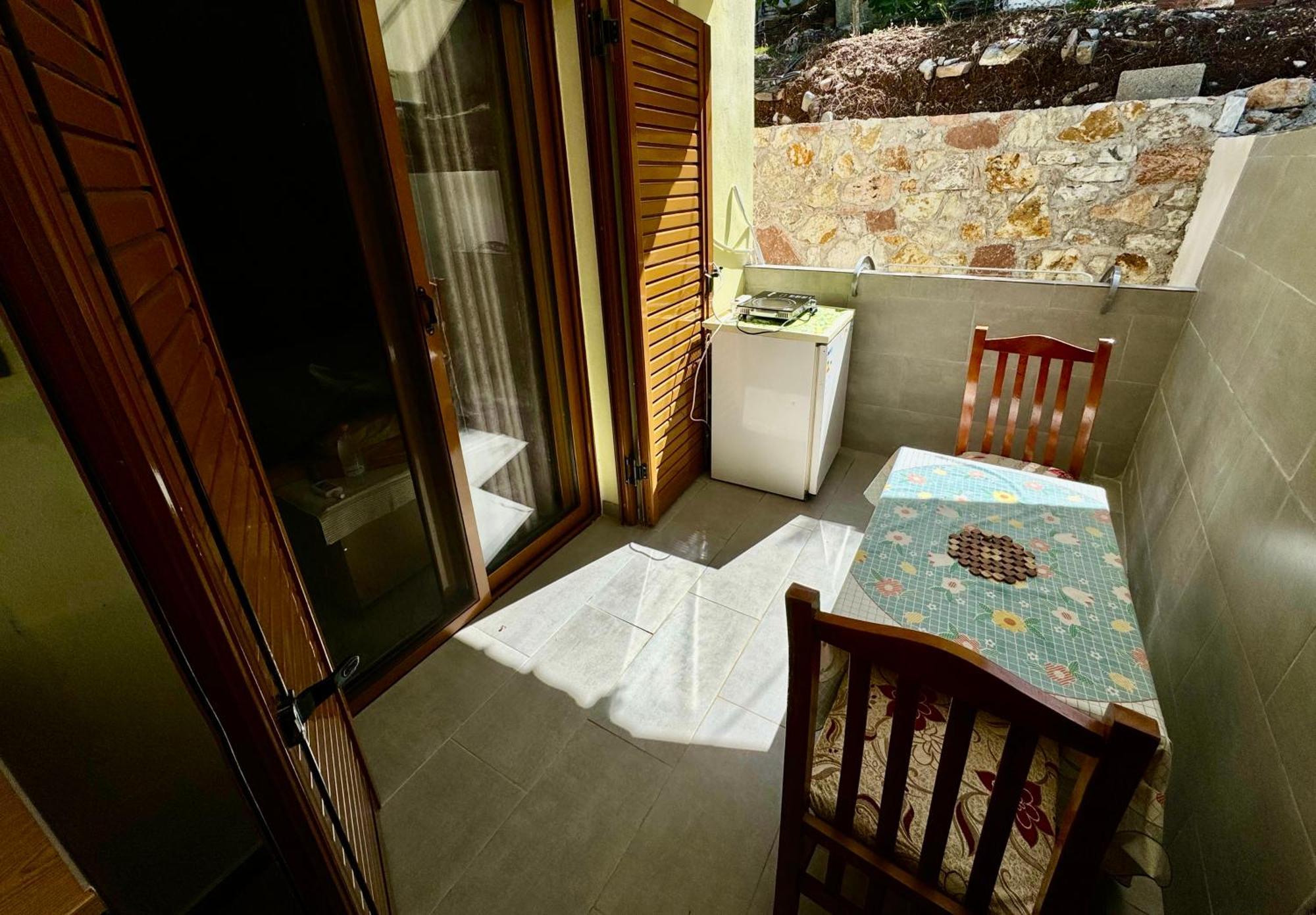Vila Paza Sarandë Exteriör bild